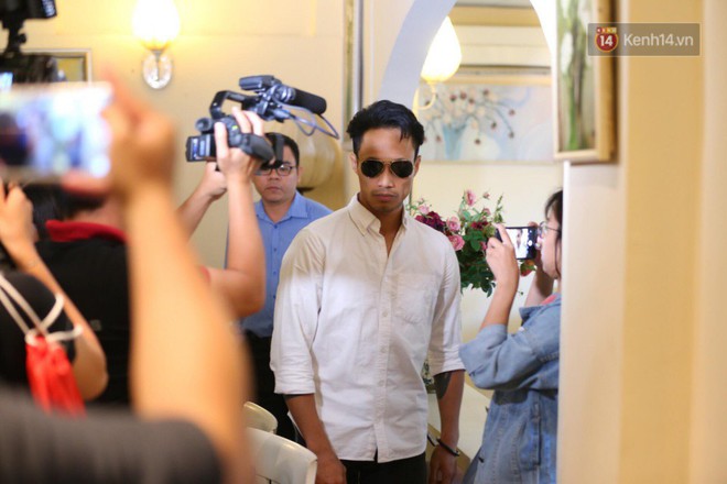 Vợ Phạm Anh Khoa: Tôi muốn im lặng nhưng anh ấy một mực đòi lên tiếng - Ảnh 4.