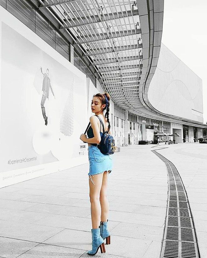 Jolie Nguyễn xúng xính street style với đồng hồ 480 triệu đồng, Quỳnh Anh Shyn khoe sneaker Chanel chất lừ - Ảnh 13.