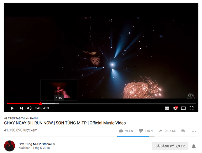 MV của Sơn T&ugrave;ng v&agrave; B&iacute;ch Phương tranh nhau #1 Trending căng thẳng, Chi Pu lọt Top 5 sau 20 tiếng - Ảnh 4.