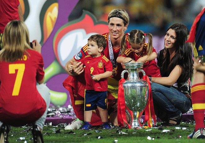 Chung kết Europa League: Đại chiến cuối c&ugrave;ng của cầu thủ nhiều sinh nhật nhất thế giới - Ảnh 2.