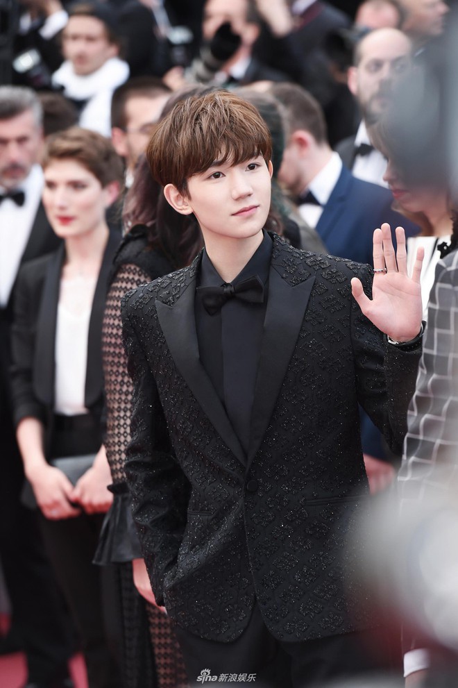 Mỹ nam Vương Nguyên TFboys lần đầu tới Cannes, hớn hở chụp ảnh chung cùng bạn trai Taylor Swift - Ảnh 5.