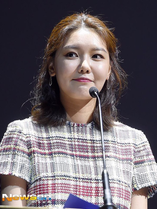 Không tin nổi trước khuôn mặt sưng vù sần sùi mụn, biến đổi chóng mặt của Sooyoung (SNSD) chỉ sau 2 tháng - Ảnh 5.