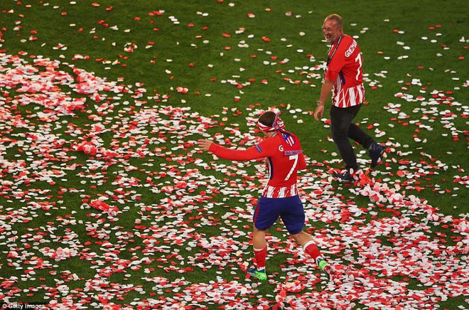 Griezmann chói sáng, Atletico lần thứ ba vô địch Europa League - Ảnh 16.