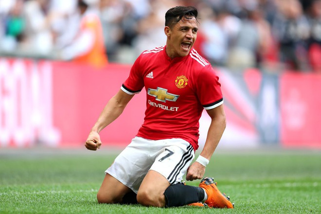 Bất chấp kết quả thi đấu, gi&aacute; trị thương mại của Man United vẫn tăng phi m&atilde; - Ảnh 2.
