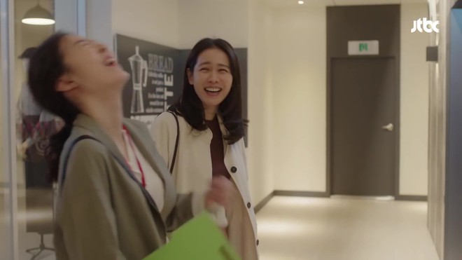 Fan Chị Đẹp ph&aacute;t đi&ecirc;n: Son Ye Jin c&oacute; t&igrave;nh mới, Jung Hae In tức hộc m&aacute;u nhưng chỉ biết lướt qua như người lạ - Ảnh 14.