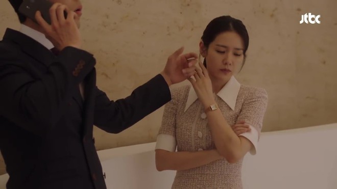 Fan Chị Đẹp ph&aacute;t đi&ecirc;n: Son Ye Jin c&oacute; t&igrave;nh mới, Jung Hae In tức hộc m&aacute;u nhưng chỉ biết lướt qua như người lạ - Ảnh 2.