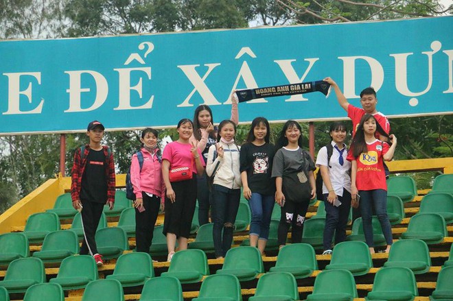 C&ocirc;ng Phượng, Xu&acirc;n Trường, Văn To&agrave;n trầm tư trước trận đấu với Cần Thơ - Ảnh 8.