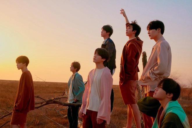 BTS tự so&aacute;n ng&ocirc;i: Đạt 10 triệu view Youtube trong thời gian ngắn kỉ lục - Ảnh 1.