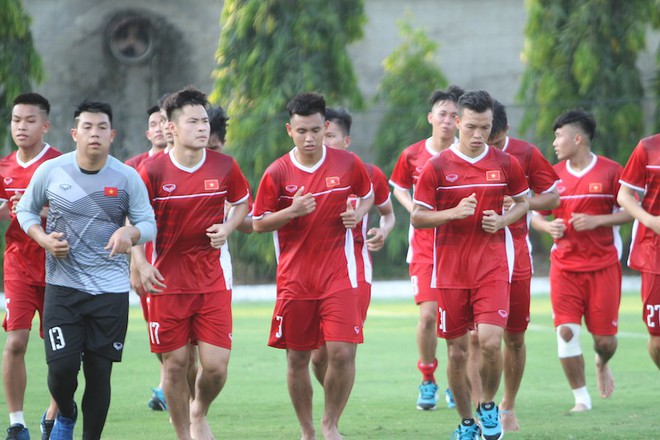 Việt Nam rơi v&agrave;o bảng cực kh&oacute; tại VCK U19 ch&acirc;u &Aacute; 2018 - Ảnh 1.