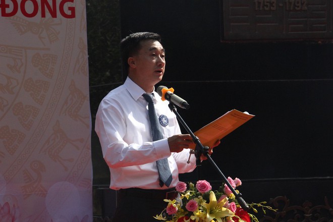 100.000 người dân được khám bệnh miễn phí tại Ngày hội Thầy thuốc trẻ làm theo lời Bác - Ảnh 1. 100.000 người dân được khám bệnh miễn phí tại Ngày hội Thầy thuốc trẻ làm theo lời Bác - Ảnh 1.