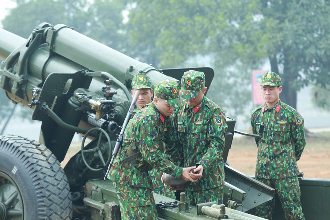 Sao nhập ngũ: Hết khen cơm quân đội ngon, Hoàng Tôn còn đàn hát vui vẻ trong quân ngũ - Ảnh 7.