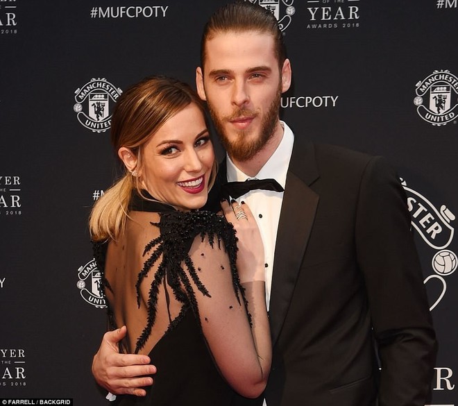 Dàn WAGs Man Utd khoe sắc trong ngày De Gea xô đổ kỷ lục của Ronaldo - Ảnh 4.