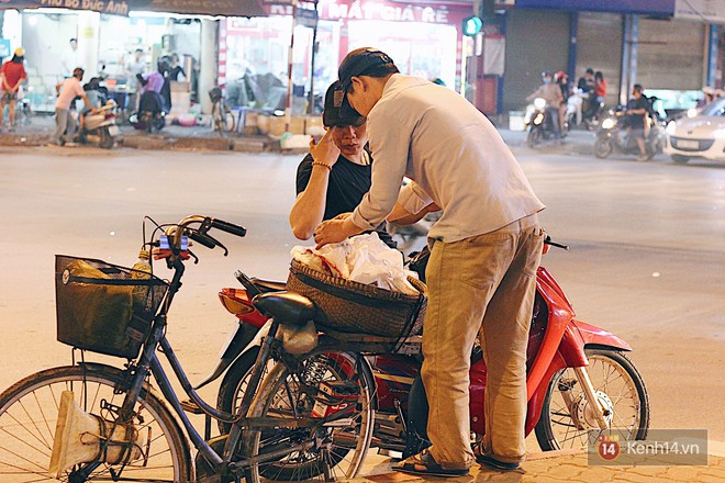 Tiếng rao bán đồ ăn huyền thoại ai cũng từng nghe nhầm và đây mới là sự thật - Ảnh 3.