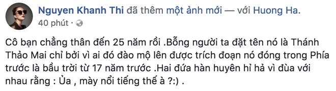Kh&aacute;nh Thi đứng cạnh c&ocirc; bạn th&acirc;n 25 năm Nguyệt thảo mai, ai xinh đẹp hơn? - Ảnh 1.