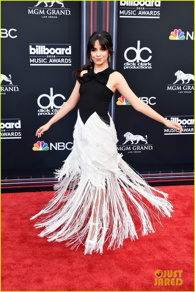 Trở lại thảm đỏ Billboard Music Awards 2018, Taylor Swift đẹp như tiên nữ giữa dàn sao đình đám - Ảnh 6.