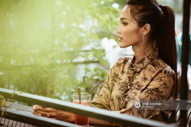 Hoa hậu Chuyển giới Ho&agrave;i Sa thi The Voice: Sợ ng&agrave;y n&agrave;o đ&oacute; lỡ l&agrave;m sai điều g&igrave;, lại ảnh hưởng đến cộng đồng LGBT - Ảnh 6.