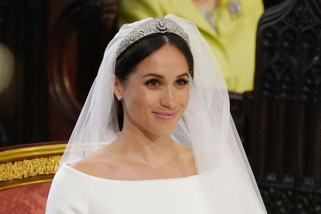 Chuyên gia trang điểm của Meghan Markle bật mí 5 bí kíp makeup cho da căng bóng và tỏa sáng - Ảnh 1.