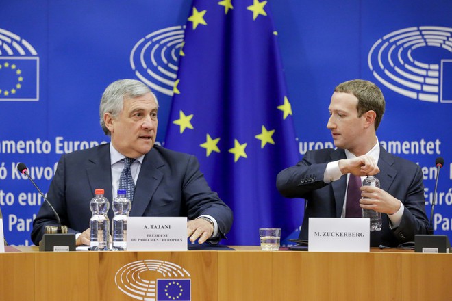 Mark Zuckerberg lại đi điều trần: Kh&ocirc;ng c&oacute; chuyện h&agrave;i, chỉ c&oacute; bị mắng như t&aacute;t nước v&agrave;o mặt - Ảnh 1.