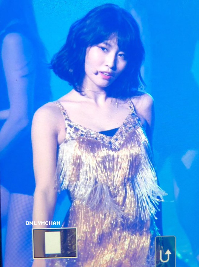Vừa gây sốt với cơ bụng hoàn hảo, Momo (TWICE) tiếp tục khiến fan phát ngất vì vũ đạo sexy nghẹt thở - Ảnh 12. Vừa gây sốt với cơ bụng hoàn hảo, Momo (TWICE) tiếp tục khiến fan phát ngất vì vũ đạo sexy nghẹt thở - Ảnh 12.