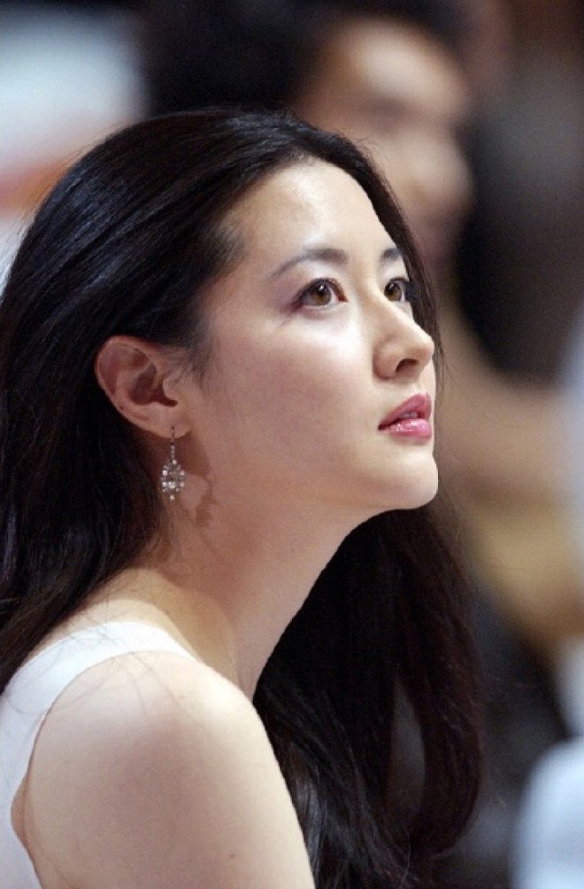 G&#243;c nghi&#234;ng của d&#224;n quốc bảo nhan sắc xứ H&#224;n: Đẹp như Song Hye Kyo, Lee Young Ae c&#243; đ&#225;nh bại được Han Ga In? - Ảnh 18.