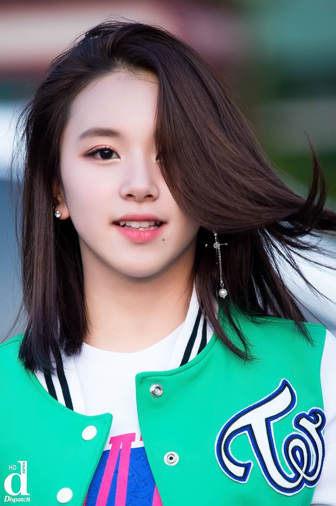 Đổi cách makeup một cái là Chaeyoung (Twice) khác tới mức fan không nhận ra - Ảnh 1.