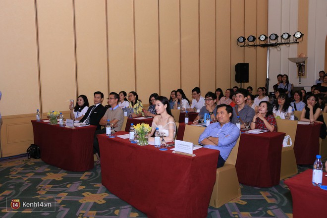 Li&ecirc;n tục bị hỏi về Nh&atilde; Phương, Nhan Ph&uacute;c Vinh n&eacute; tr&aacute;nh, dọa sẽ chặn số v&agrave; kh&ocirc;ng n&oacute;i chuyện với bạn diễn - Ảnh 14.