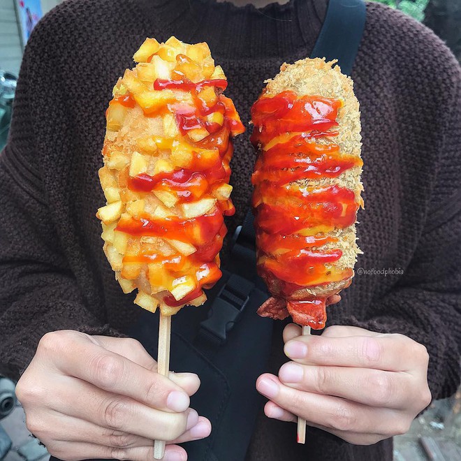 Hoa hết cả mắt với đủ m&oacute;n ngon ngoại nhập ở khu ăn uống quanh trường THPT Kim Li&ecirc;n H&agrave; Nội - Ảnh 14.