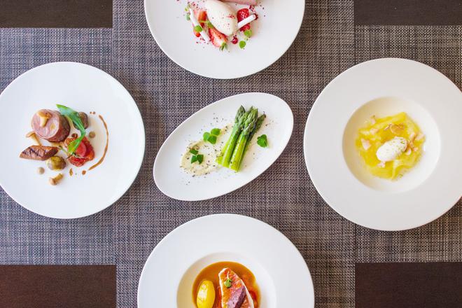 Tasting menu - thực đơn mỗi m&oacute;n c&oacute; ch&uacute;t x&iacute;u nhưng lại sang chảnh bậc nhất thế giới - Ảnh 1.