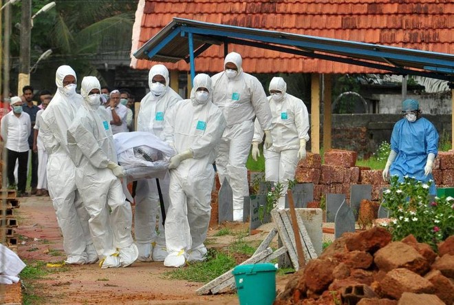 Ấn Độ: Virus Nipah lây lan nhanh khiến 13 người tử vong, có nguy cơ thành đại dịch - Ảnh 1.