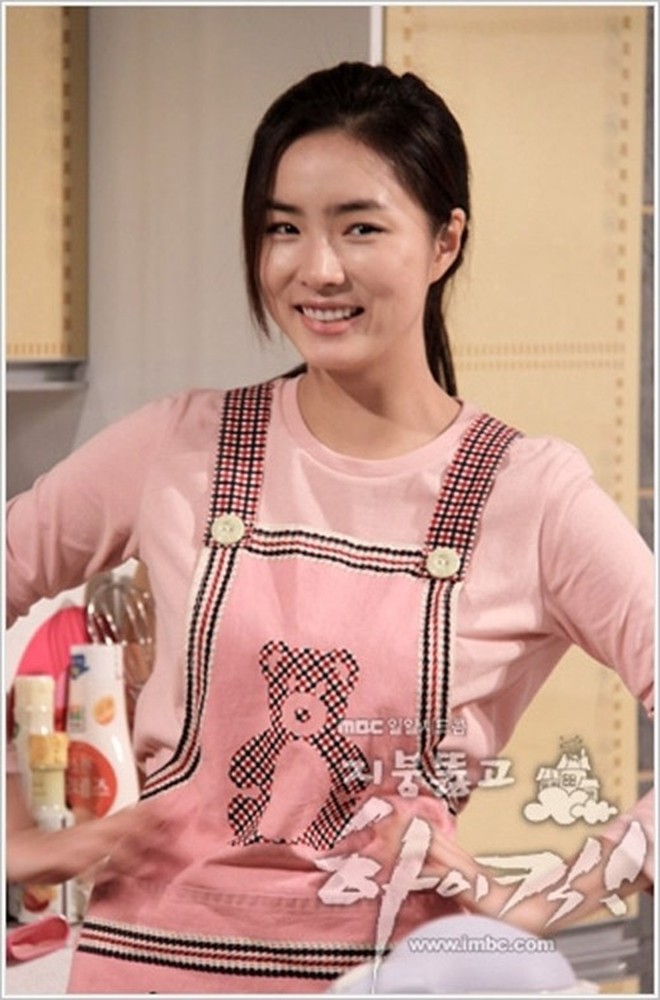 shinsekyung0-15276130736652092063617.jpg