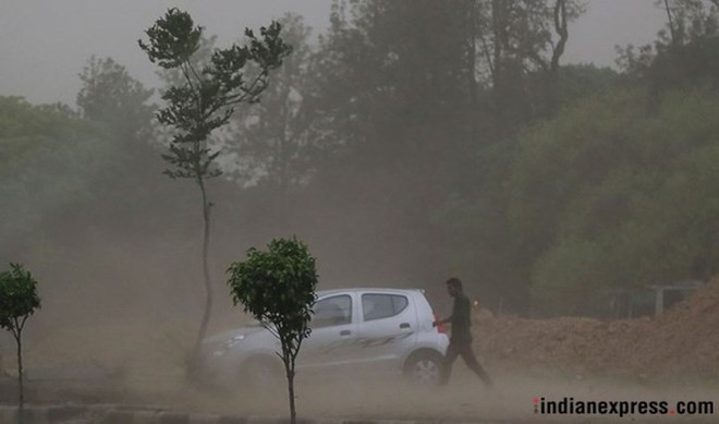 Hình ảnh: Bão cát kinh hoàng quét qua Ấn Độ làm 77 người chết - Ảnh 6.