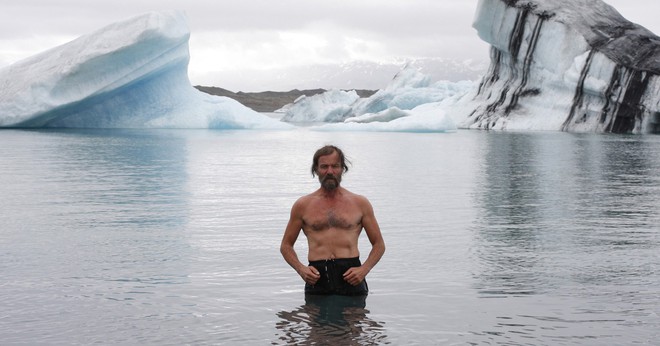 Lời giải khả năng chịu lạnh khủng khiếp nhất thế giới của “Người băng”: mặc quần đùi leo Everest, cởi trần lặn xuống hồ băng - Ảnh 1.
