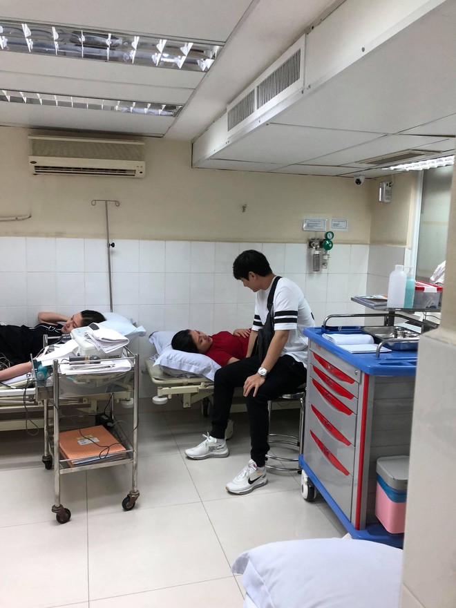 Jay Qu&acirc;n h&agrave;i hước n&oacute;i về cuộc sống sau khi được l&agrave;m bố: Phải chia sẻ vợ với người đ&agrave;n &ocirc;ng kh&aacute;c m&agrave; kh&ocirc;ng thể l&agrave;m g&igrave; - Ảnh 4.