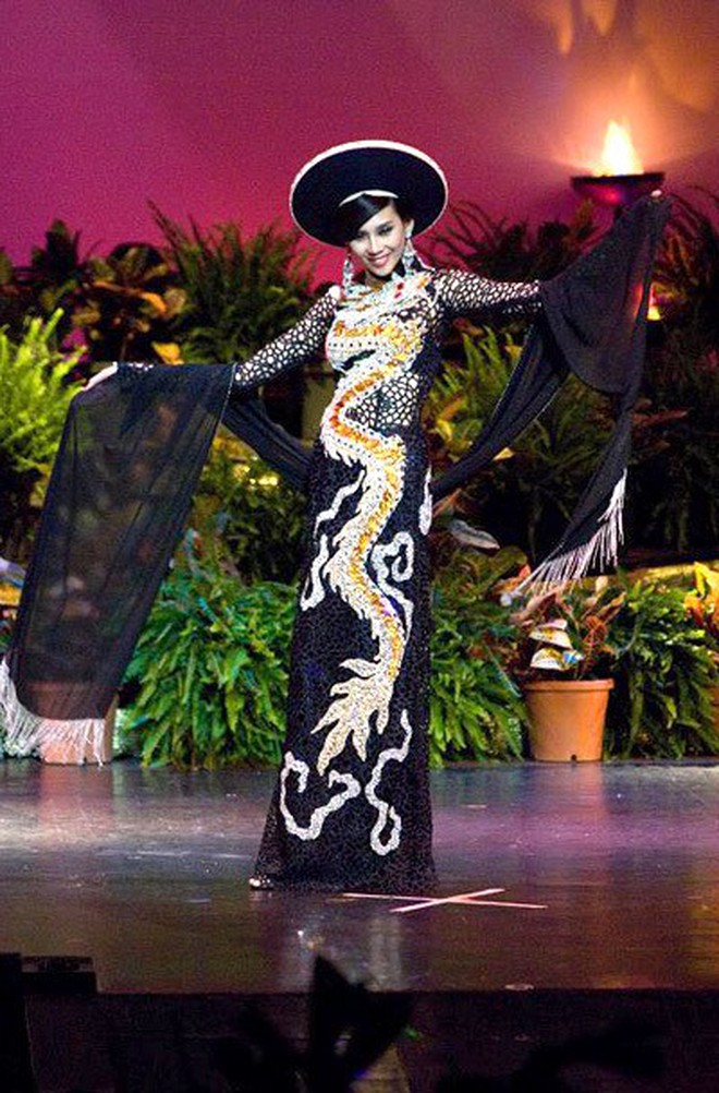 Hành trình nhan sắc biến đổi liên hồi của 3 HLV ngồi ghế nóng The Face 2018! - Ảnh 8.