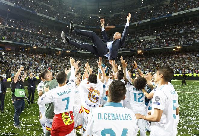 Zidane chia tay Real Madrid: Tạm biệt kẻ may mắn vĩ đại - Ảnh 5.