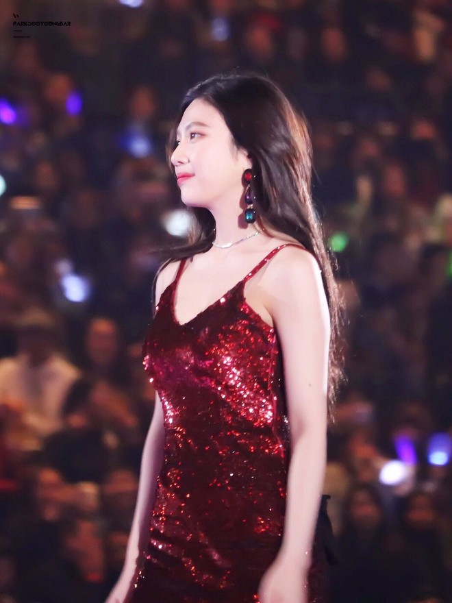 6 mỹ nh&acirc;n Kpop hứa hẹn sẽ trở th&agrave;nh Suzy tiếp theo: Đều bị c&ocirc;ng ch&uacute;ng n&eacute;m đ&aacute; thậm tệ v&igrave; một điểm chung n&agrave;y - Ảnh 8.