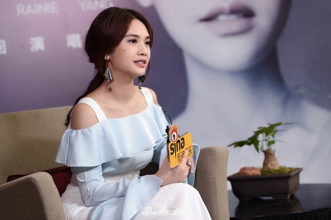 Mải tung h&ocirc; người đẹp kh&aacute;c, netizen qu&ecirc;n mất Gi&aacute;o chủ khả &aacute;i Dương Thừa L&acirc;m nhan sắc 10 năm kh&ocirc;ng đổi - Ảnh 4.