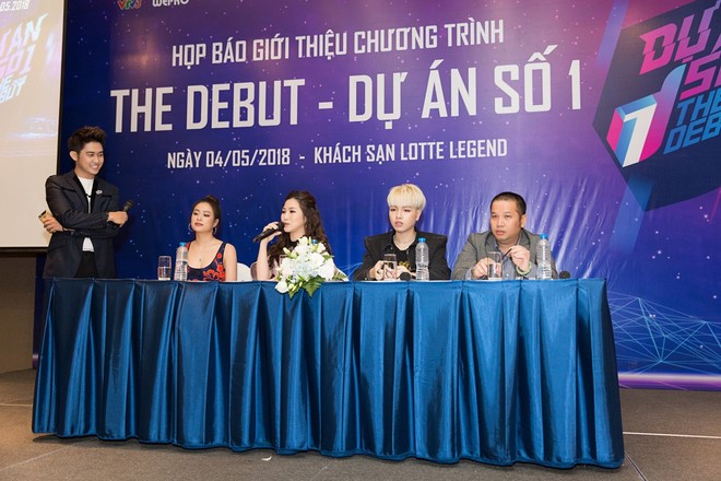 Đức Phúc, Hoàng Thùy Linh, Hương Tràm làm giám khảo Cuộc thi âm nhạc The Debut - Ảnh 3.