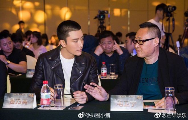 Trong khi Giả N&atilde;i Lượng gầy rộc sau scandal của vợ, L&yacute; Tiểu Lộ phơi phới đi chơi c&ugrave;ng bạn b&egrave; - Ảnh 2.