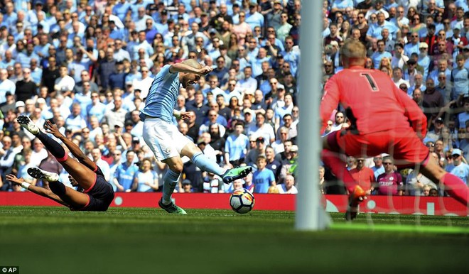 Man City chưa thể cân bằng kỷ lục của Chelsea trong ngày nhận Cúp vô địch - Ảnh 8.