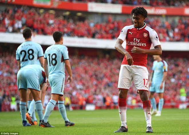 Ngày Wenger chia tay Emirates, Arsenal đại thắng 5-0 - Ảnh 9.