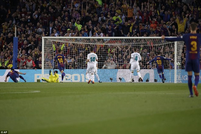 Messi và Ronaldo cùng nổ súng trong trận El Clasico nhuốm màu bạo lực - Ảnh 5.