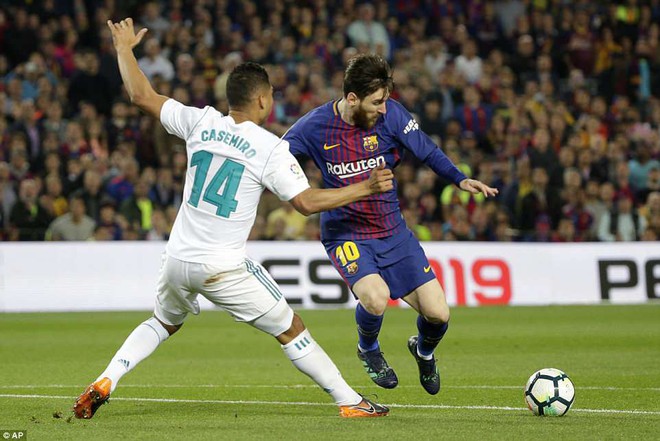 Messi và Ronaldo cùng nổ súng trong trận El Clasico nhuốm màu bạo lực - Ảnh 18.