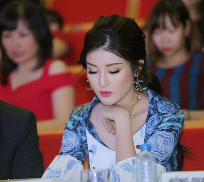 Người đẹp v&igrave; lụa nhưng cũng c&oacute; l&uacute;c, Huyền My lại bị lụa hại qu&aacute; trời - Ảnh 2.