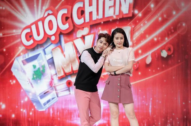 Mẹ một con V&acirc;n Trang t&aacute;i xuất sau khi sinh với th&acirc;n h&igrave;nh thon gọn v&agrave; đ&acirc;y l&agrave; b&iacute; quyết! - Ảnh 2.