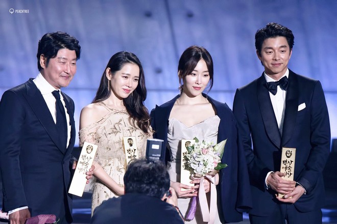 Nhờ Baeksang, một cặp diễn viên tuyệt đẹp xứ Hàn đang được fan khắp nơi ghép đôi điên đảo - Ảnh 16.