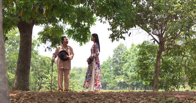 Mộng Ph&ugrave; Hoa: Ba Trang (Kim Tuyến) vừa bị người y&ecirc;u bỏ, vừa bị doạ giết, lại c&ograve;n sắp t&aacute;n gia bại sản - Ảnh 5.