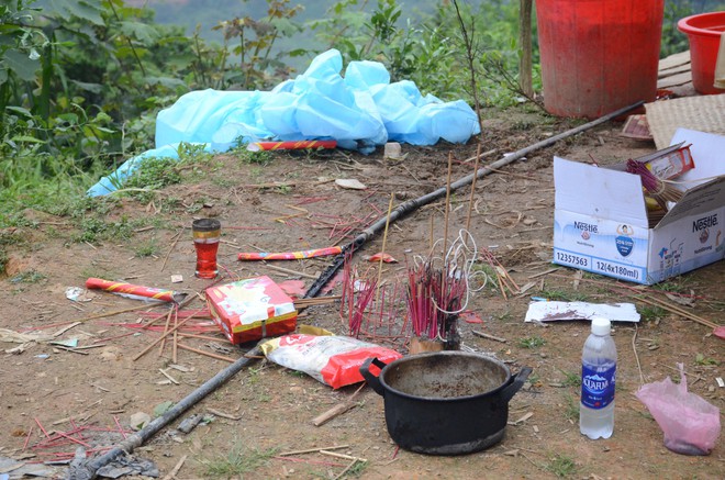 Người phụ nữ đau đớn khi mất 2 con trai và bà trong vụ thảm án ở Cao Bằng: "Nghe rõ tiếng bà van xin, tiếng con khóc, đến giờ tôi vẫn ám ảnh lắm" - Ảnh 5.