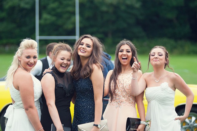 Đ&ecirc;́n hẹn lại l&ecirc;n, m&ocirc;̃i mùa prom v&ecirc;̀ nhìn khắp trường đ&acirc;u đ&acirc;u cũng th&acirc;́y trai xinh gái đẹp - Ảnh 6.