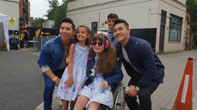 Anh em Quốc Cơ - Quốc Nghiệp bị BTC Britains Got Talent cắt bớt thời lượng tr&igrave;nh diễn trong đ&ecirc;m B&aacute;n kết - Ảnh 4.